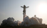 Скандалът между Мъск и Тръмп излага на риск договори на SpaceX за милиарди долари Скандалът между Мъск и Тръмп излага на риск договори на SpaceX за милиарди долари