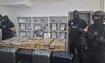 Снимка на деня: Как беше задържана рекордна пратка кокаин на "Капитан Андреево"