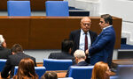 Коалиция под напрежение: "Продължаваме промяната - Демократична България" ще решава как и дали да се запази Коалиция под напрежение: "Продължаваме промяната - Демократична България" ще решава как и дали да се запази