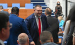 Ще щракне ли капанът "антикорупционна комисия", заложен от Пеевски Ще щракне ли капанът "антикорупционна комисия", заложен от Пеевски