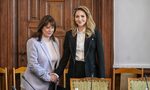 "Не разбирам от политика": Мария Филипова отклони въпрос дали е кандидатът на Пеевски за служебен премиер