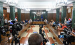 Реакциите за пресконференцията "Петрохан": Груба грешка на прокуратурата и неубедително представяне