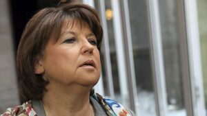 Социалистите във Франция обмислят политическото завръщане на Строс-Кан