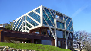 Варненската "Къща дърво" влезе в сборника "1000 x European Architecture"