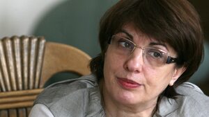 Юлиана Николова била в консултантски борд на Хохегер, но не взимала пари