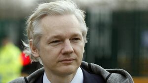Джулиан Асандж отказа да се предаде на британската полиция
