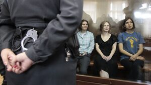 Обжалването на присъдите на Pussy Riot започва днес
