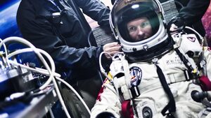 Фотогалерия: Скокът на Баумгартнер от ръба на Космоса