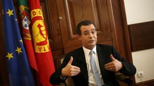 Управляващи и опозиция в Португалия обсъждат излизането от спасителната програма