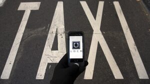 Услугата Uber вече е забранена във Франция