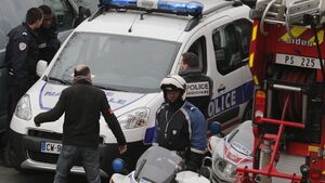 Първи кадри от терористичната атака в Париж (видео)