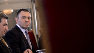 Лазаров: Нямам нищо общо с "Червеи", "Таласъми" или "Караконджули"