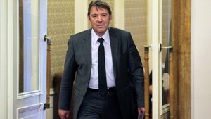 Докладът за "Червеи": Писанчев е отговорен за разработката
