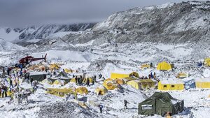 "Еверест" - историята на една от най-злощастните експедиции