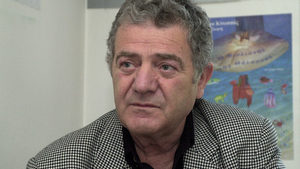 Стефан Цанев отказа орден "Златен век", даден и на Димитър Иванов от ДС