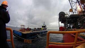 Руски военен кораб разчистил в Черно море път на петролен конвой