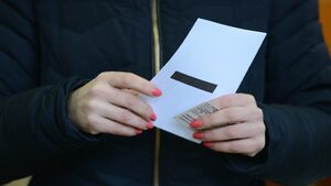 Бунт на верните избиратели и заявка от хората да си върнат властта, видяха социолози в резултатите от изборите