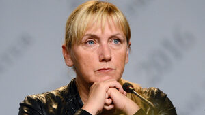Елена Йончева поема прессекретариата на президента