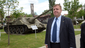 След атентата в Манчестър Каракачанов отново заговори за военно обучение