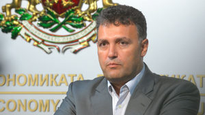Държавата никога не е взимала решение да влиза в сделката за ЧЕЗ, обяви депутат от ГЕРБ