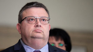 Цветан Василев използва закона "Магнитски" за вдигане на пропаганден шум, обяви Цацаров