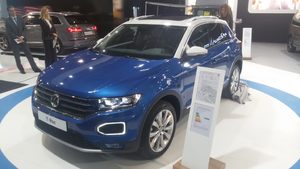 "Фолксваген" показва в София първите автомобили от новата си ера