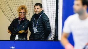 Много родители не разбират как да предизвикват децата си, смята майката на Григор Димитров