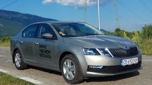 Фоторазказ: Подобрената "Шкода Октавия"