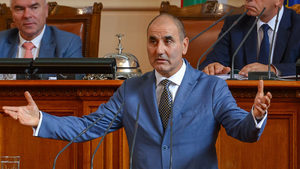Цветанов намекна, че трябва да изгоним руски дипломати заради Скрипал