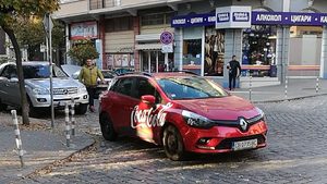 Нeправилно паркиране на завой