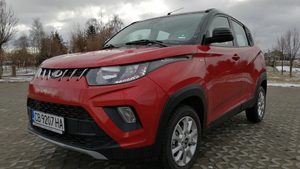 Фоторазказ: Малката индийка пълна с изненади