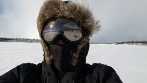 Владимир Донков прекрати полярната си експедиция заради необичайно топлата зима