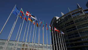 Сделка за зам.-председателите на европарламента раздели новата либерална група