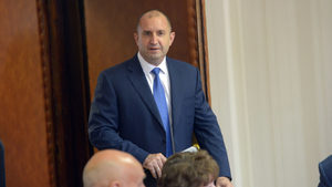 Президентът наложи вето и на сделката за изтребителите F-16