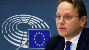 Френският и румънският кандидати за комисари са одобрени, изпитът за Унгария продължава