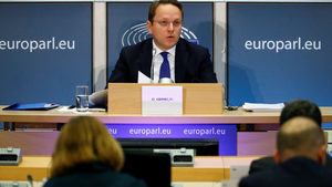 И унгарският кандидат за еврокомисар получи одобрение в Европарламента