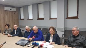 Незаконни отклонения източвали "Студена", твърди областният управител