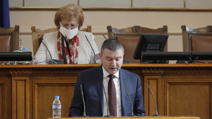 Менда Стоянова: Безлихвените заеми ще се връщат дълги години