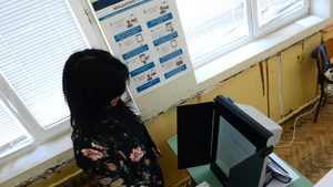 Машинният вот е най-предпочитан от избирателите на "Демократична България" и Слави Трифонов
