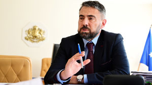 Кабинетът има три варианта за срока за затваряне на въглищните централи