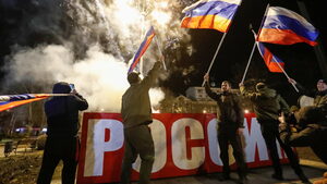 Путин "отхапа" още от Украйна, за да... вдигне там военни бази