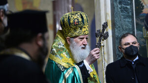 Светият синод: Да не бъдем равнодушни наблюдатели на злото и неправдата, които ни заобикалят