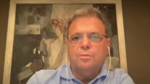 Юлиан Попов: Напълно несъстоятелно е да се водят преговори с "Газпром"