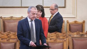 ГЕРБ, ДПС, БСП и "Български възход" удължиха действието на Бюджет 2022