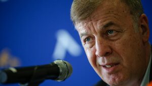 Наско Сираков: Организираните фенове искат да ми вземат акциите на "Левски"