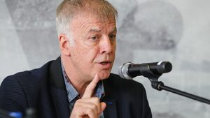 Цитат на деня: Вече не съм пазител на акции, а собственик, да си го набият в главите