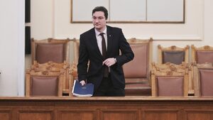 Крум Зарков: Не съм триумфално настроен заради исканото отстраняване на Гешев