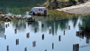 В Студентски град се образува езеро, докато общината бездейства