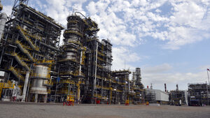 Най-големите компании за горива: Украинска експлозия и удвояване на бизнеса (нова таблица)