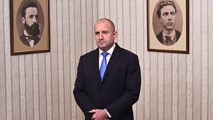 Румен Радев: Проектът за промени в конституцията е неграмотен и порочен